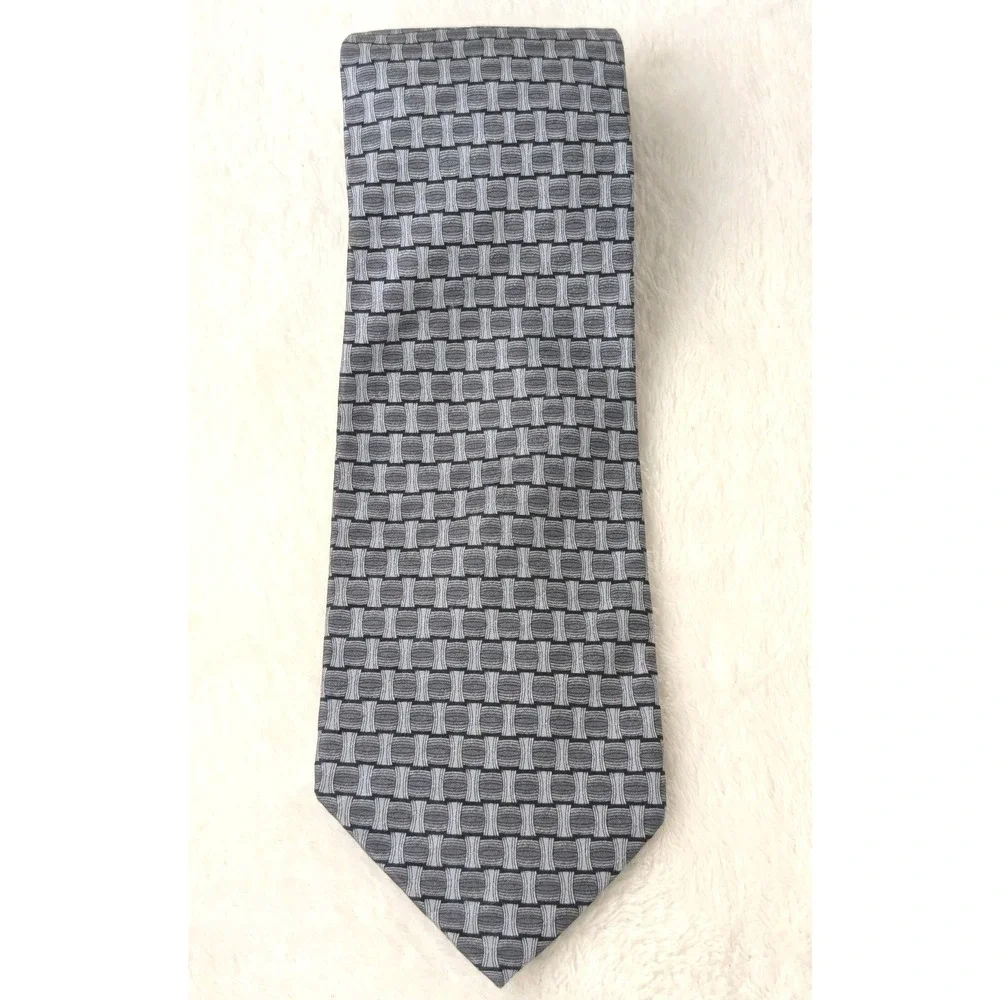 Kenneth Cole Reaction Men's Tie Gray Black Geometric Woven Pattern Classic